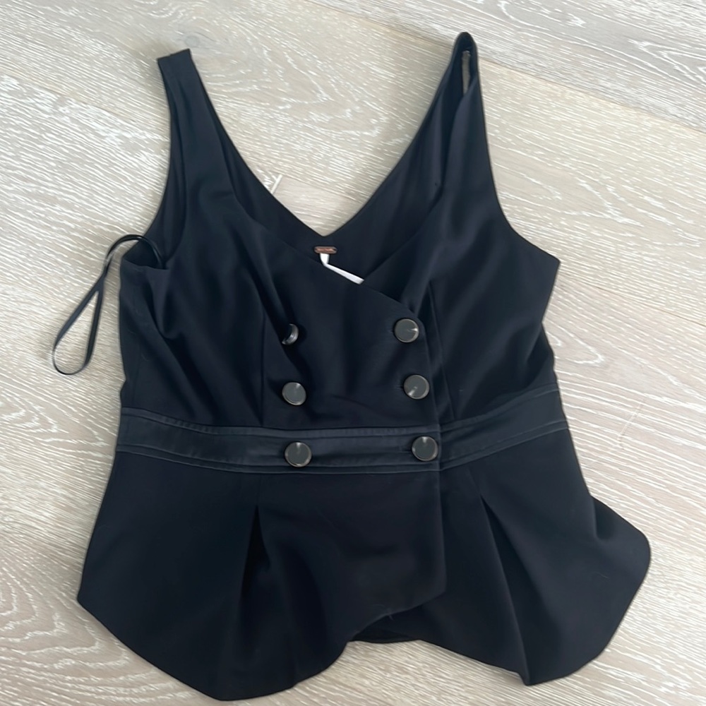 Free People vest size small perfect!